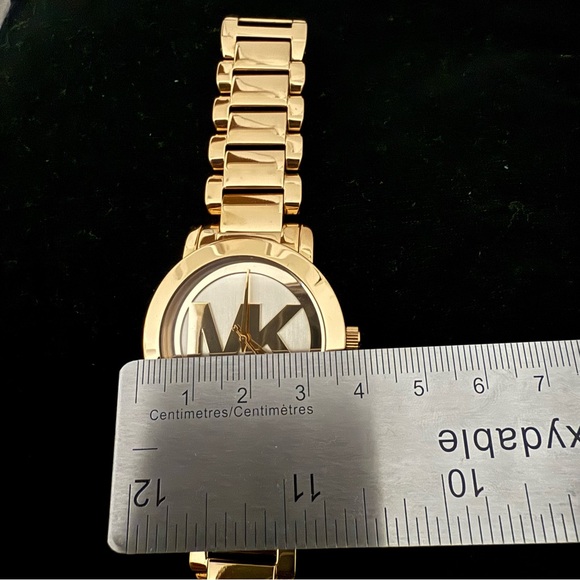 Michael kors gold watch - Picture 2 of 4